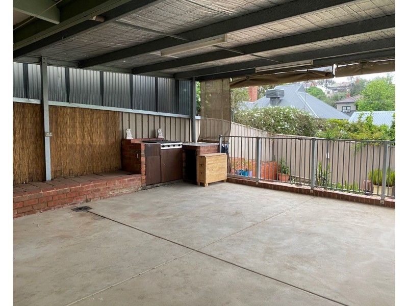 38  Honeysuckle Street, Bendigo VIC 3550