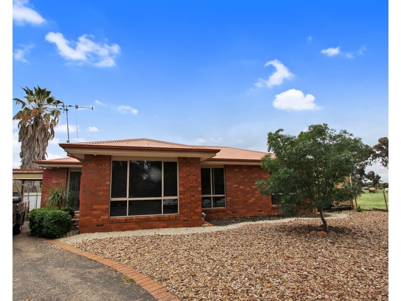 11  Saade Street, Epsom VIC 3551