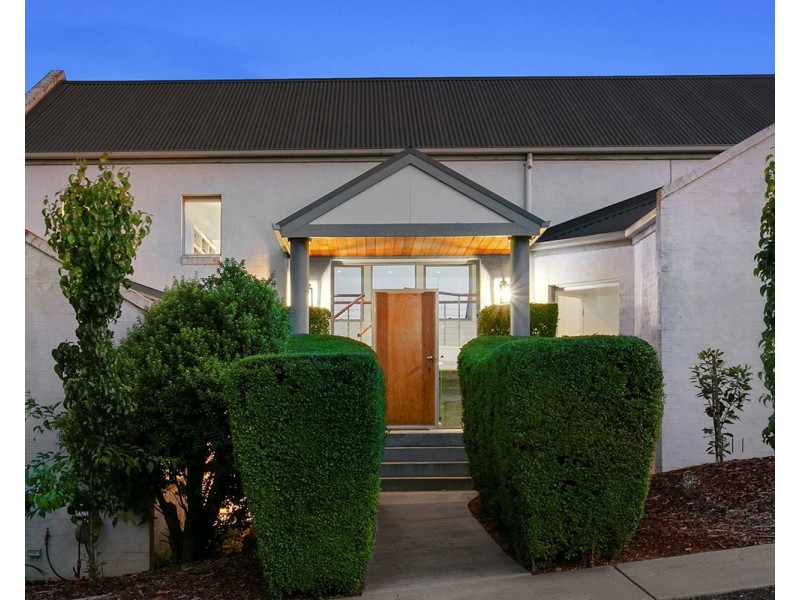 8 Stringybark Court, Strathdale VIC 3550