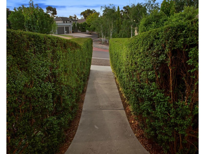 8 Stringybark Court, Strathdale VIC 3550