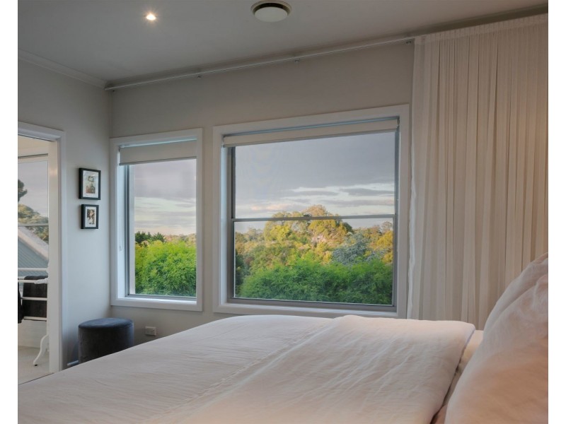 8 Stringybark Court, Strathdale VIC 3550