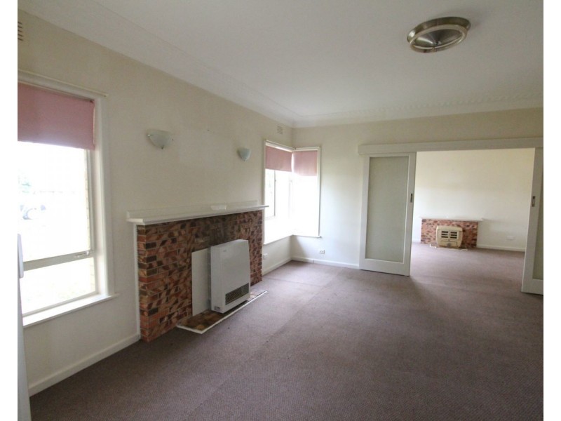 399 & 399A High Street, Golden Square VIC 3555