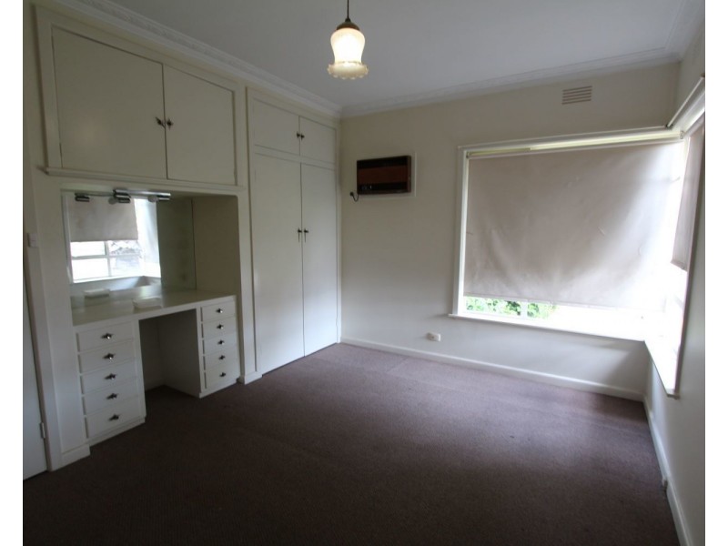 399 & 399A High Street, Golden Square VIC 3555