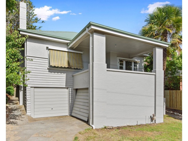 6 Echuca Street, Quarry Hill VIC 3550