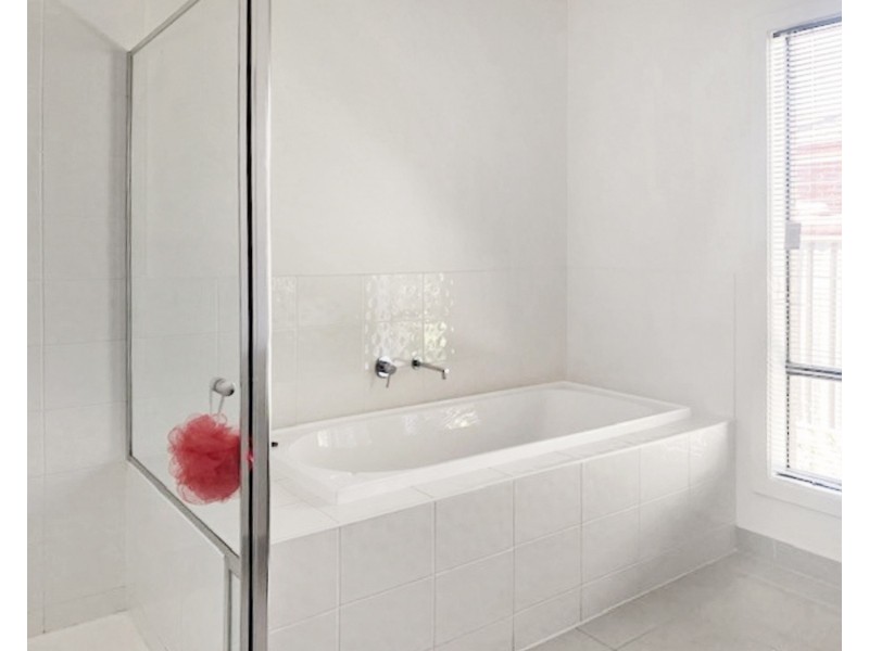 34 The Boulevard, White Hills VIC 3550
