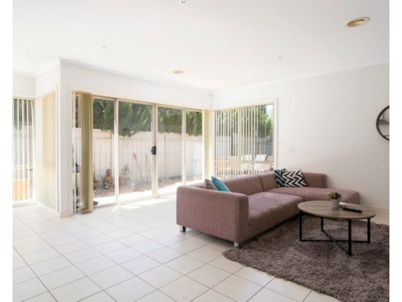 17  Cooba Drive, Epsom VIC 3551