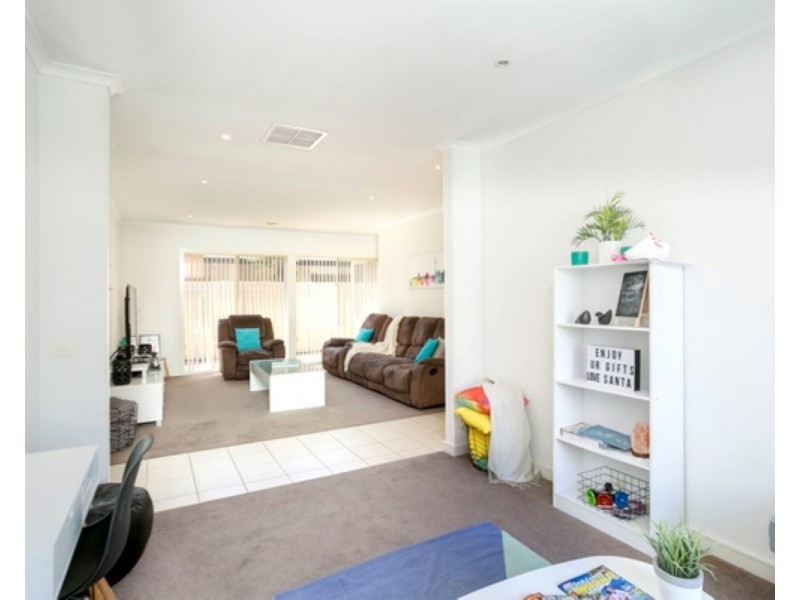 17  Cooba Drive, Epsom VIC 3551