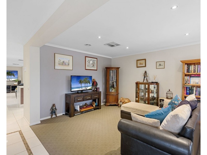 34 Cooba Drive, Epsom VIC 3551