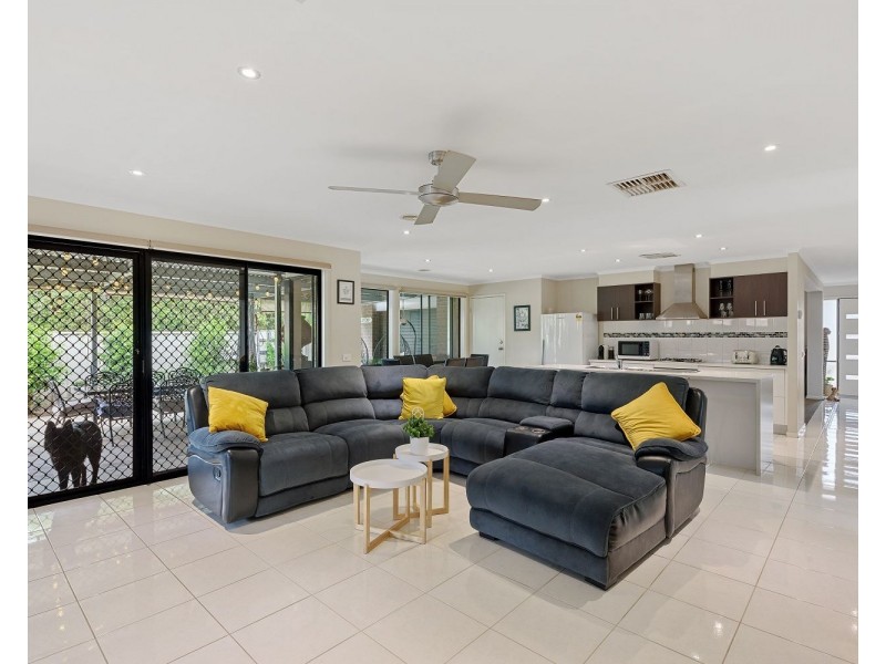 34 Cooba Drive, Epsom VIC 3551