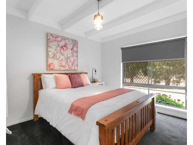 35 Dundas Street, White Hills VIC 3550