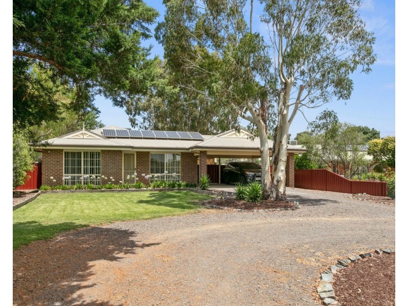 82 Ironstone Road, Epsom VIC 3551