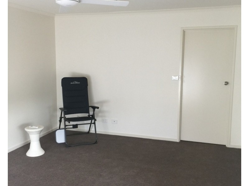 15 Waugh Street, Kangaroo Flat VIC 3555