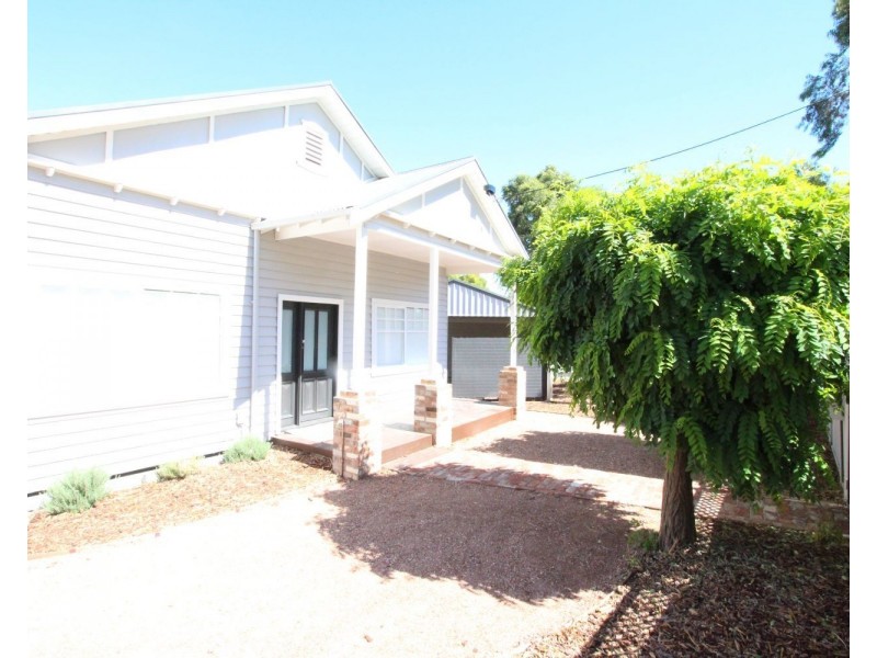 125 Eaglehawk Road, Long Gully VIC 3550
