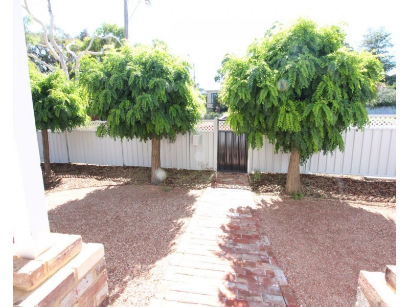 125 Eaglehawk Road, Long Gully VIC 3550