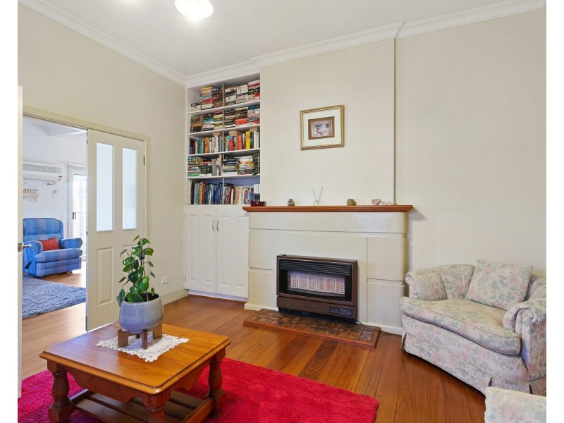 10 Lyons Street, White Hills VIC 3550