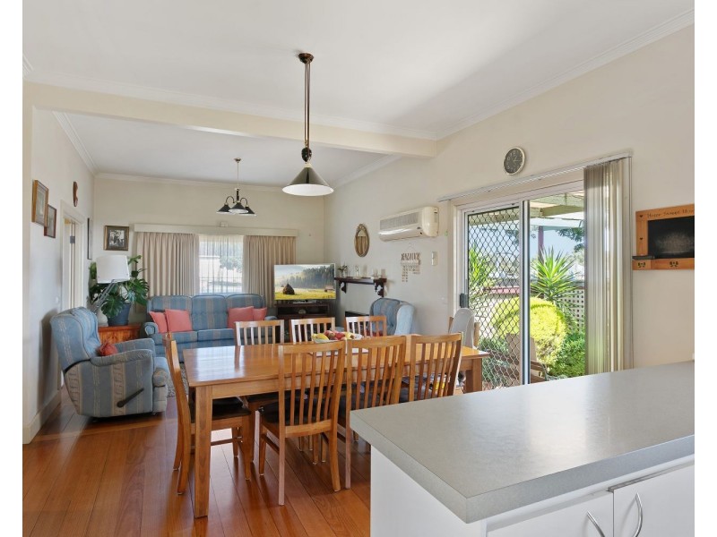 10 Lyons Street, White Hills VIC 3550