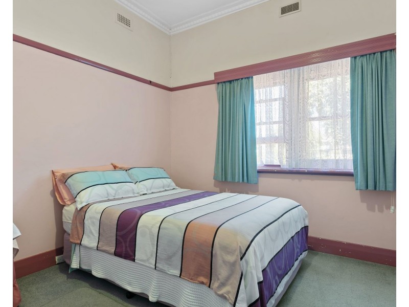 10 Lyons Street, White Hills VIC 3550