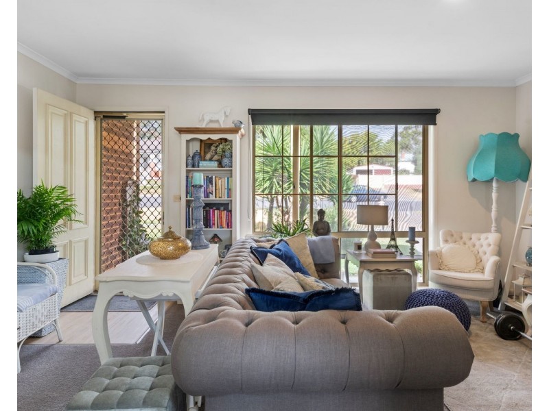 18 Truscott Street, Long Gully VIC 3550