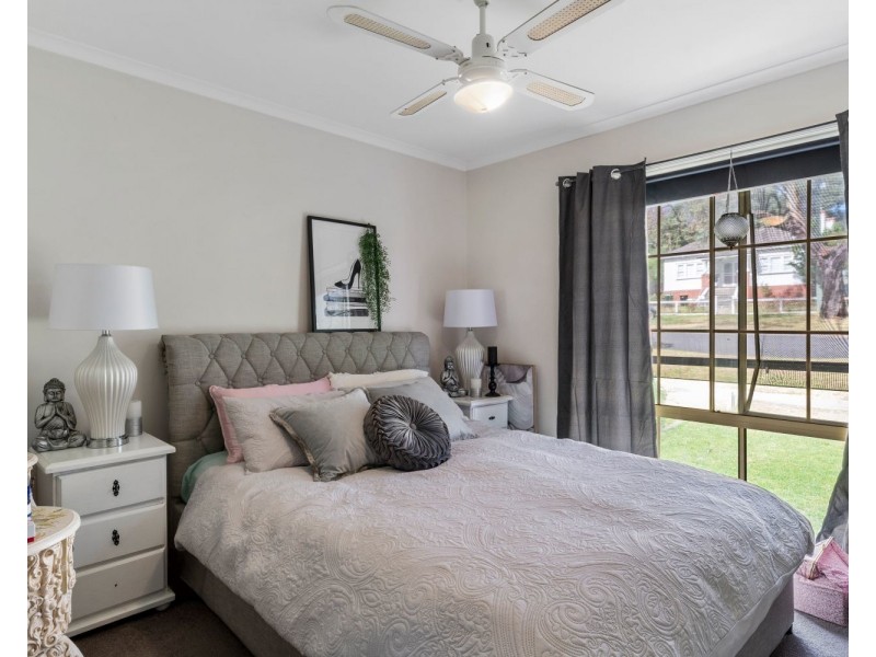 18 Truscott Street, Long Gully VIC 3550