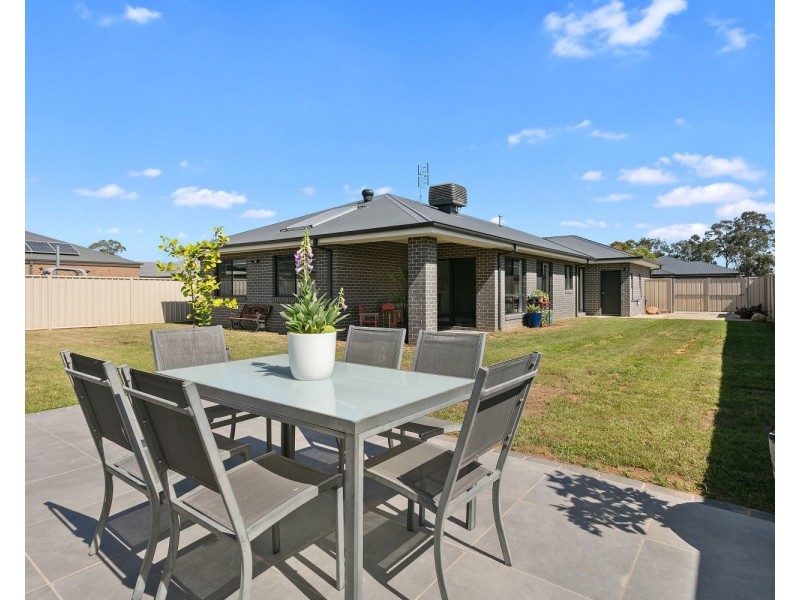 37 Cumberland Terrace, Strathfieldsaye VIC 3551