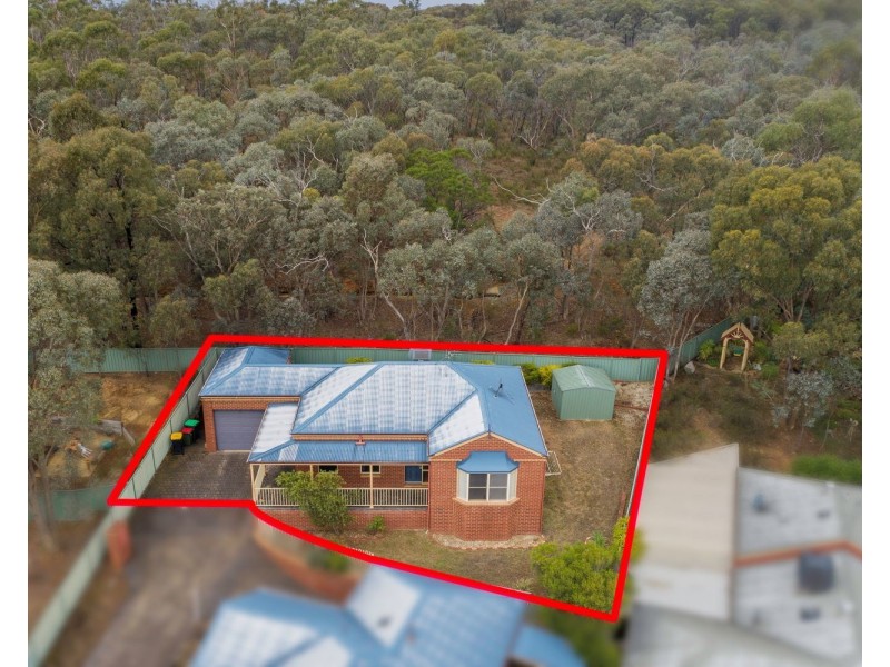 2/9 Derby Grove, Flora Hill VIC 3550