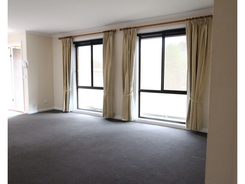 3/110b Osborne Street, Spring Gully VIC 3550