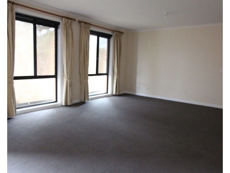 3/110b Osborne Street, Spring Gully VIC 3550