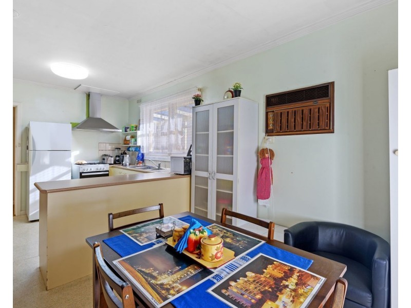 44 Fifth Avenue, White Hills VIC 3550