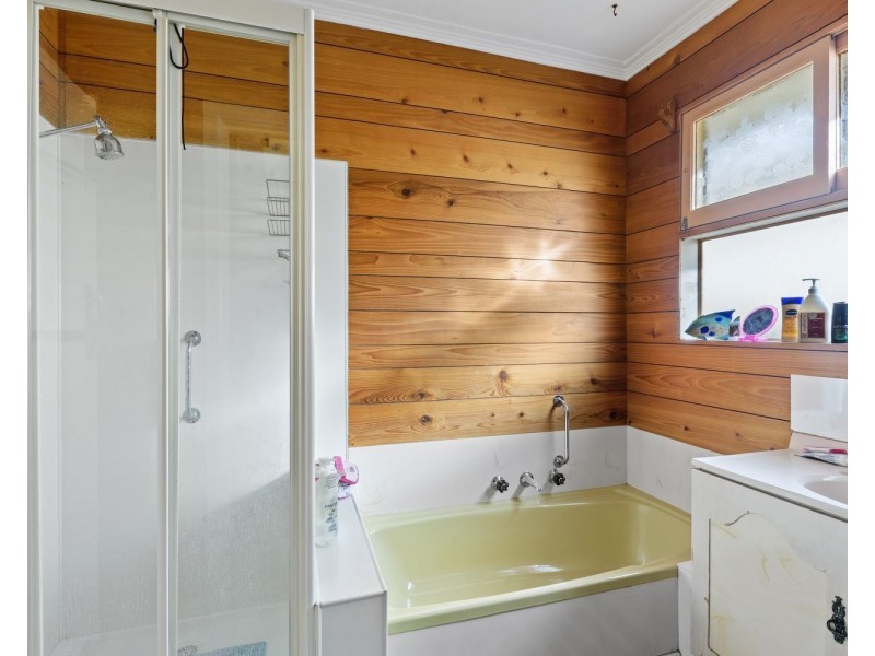 44 Fifth Avenue, White Hills VIC 3550