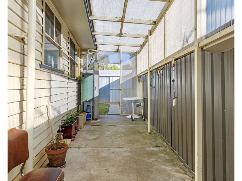 44 Fifth Avenue, White Hills VIC 3550