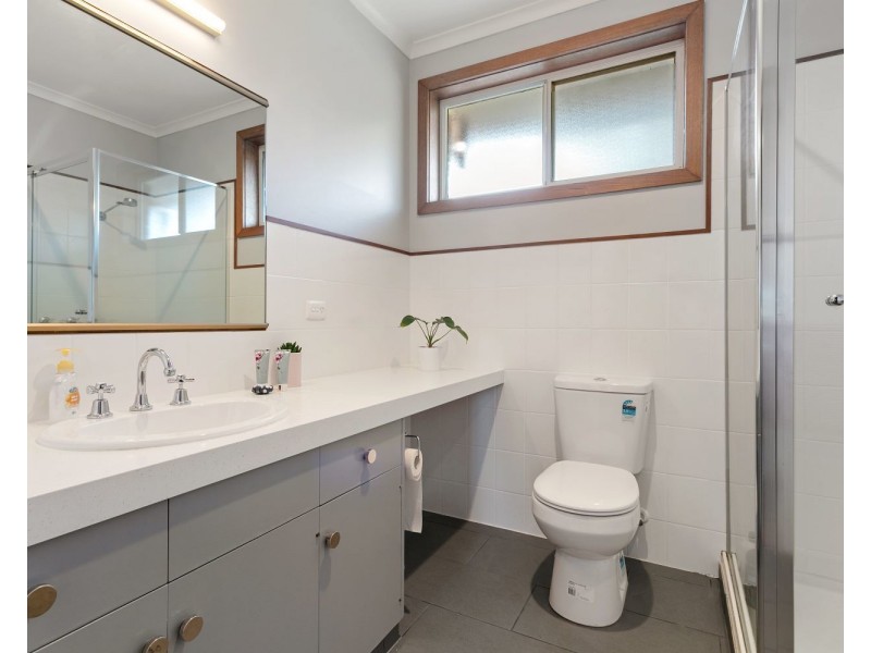 17 The Strand, Kennington VIC 3550