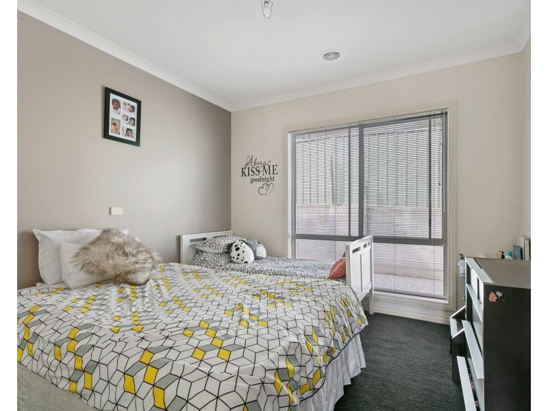 8/30-32 Race Street, Flora Hill VIC 3550