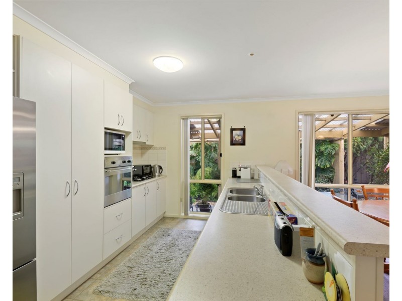 10  Cresthaven Place, East Bendigo VIC 3550