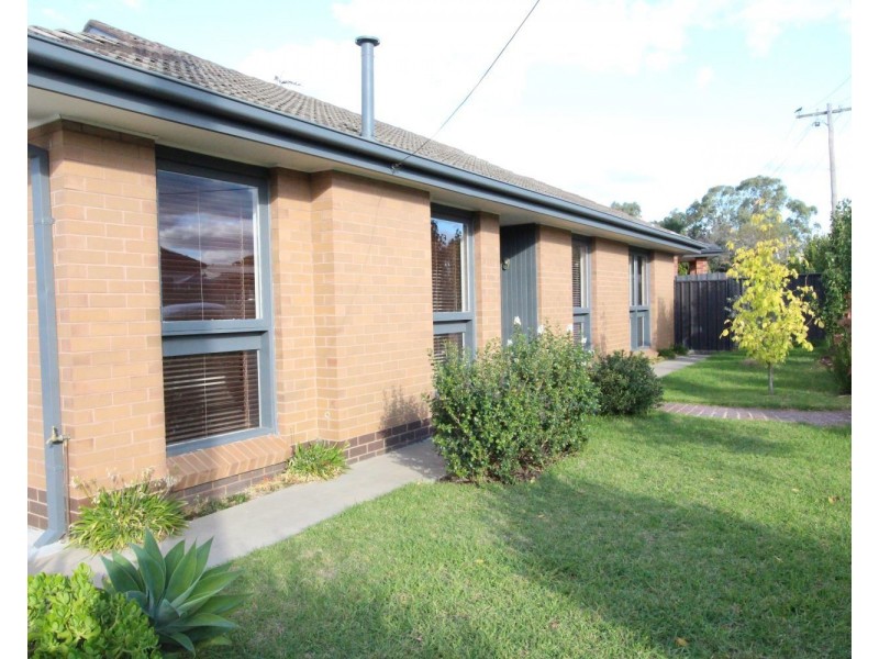 1a Gill Avenue, Eaglehawk VIC 3556