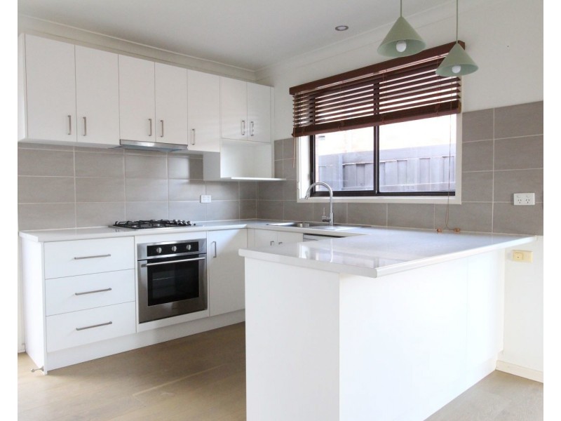 1a Gill Avenue, Eaglehawk VIC 3556