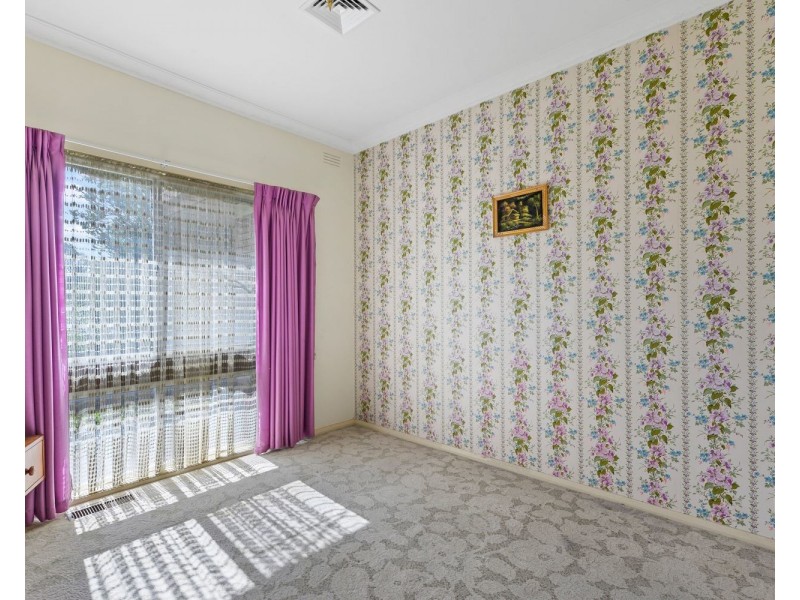 13 Yallambee Drive, Kennington VIC 3550