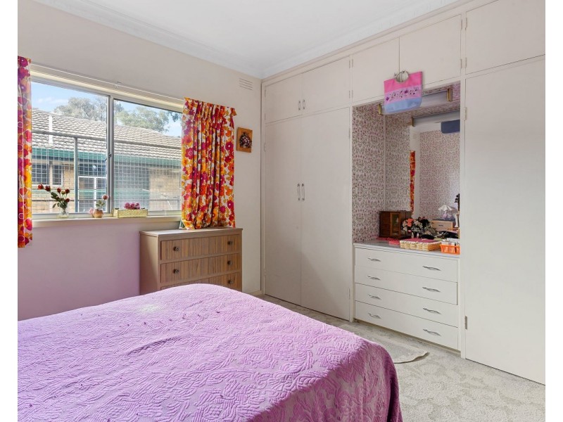 13 Yallambee Drive, Kennington VIC 3550