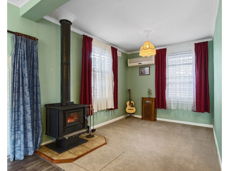 3 Eron Street, Kangaroo Flat VIC 3555