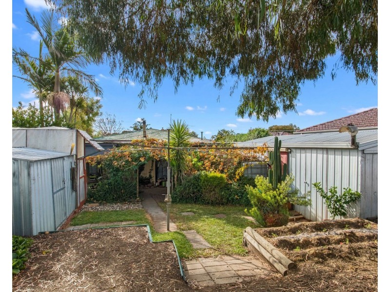 3 Eron Street, Kangaroo Flat VIC 3555
