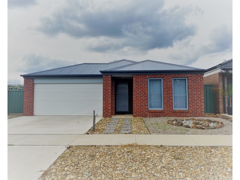13 Rheola Drive, White Hills VIC 3550