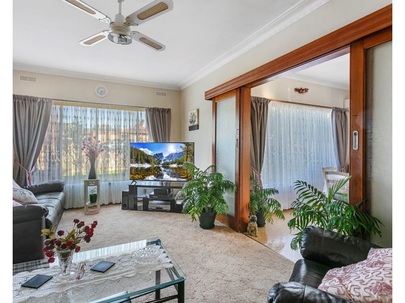 77 Nelson Street, California Gully VIC 3556