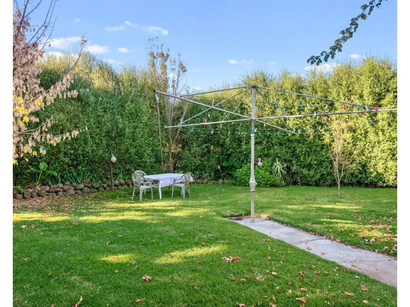 77 Nelson Street, California Gully VIC 3556