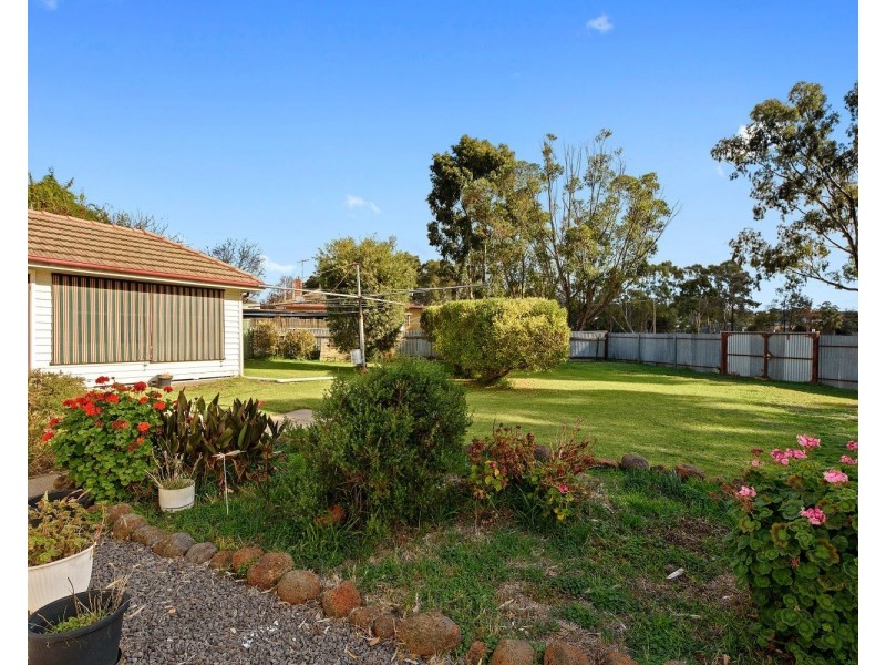 23 Alamein Court, Golden Square VIC 3555