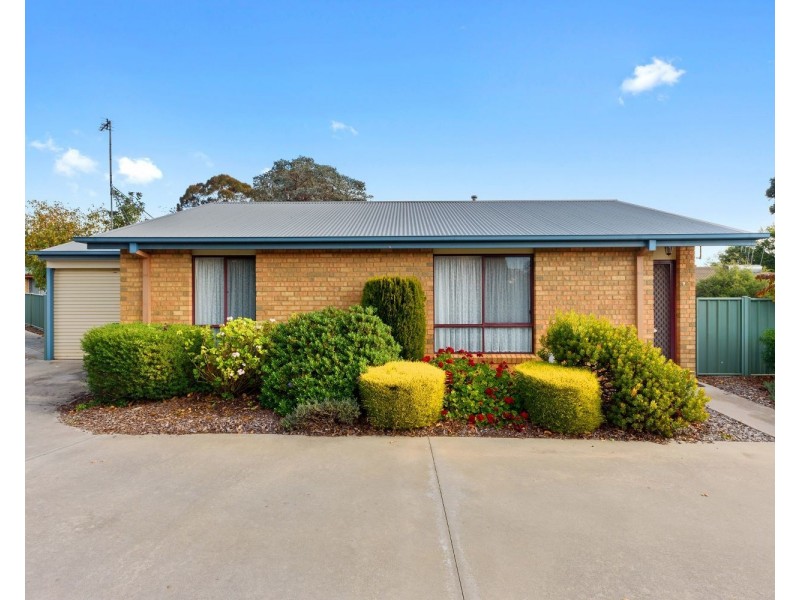 2/20 Glencoe Street, Kennington VIC 3550