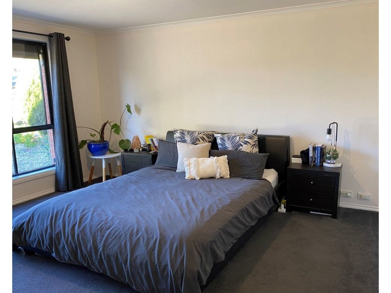 21 Regency Place, Kennington VIC 3550