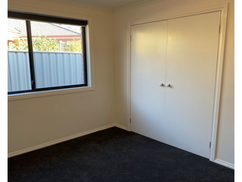 21 Regency Place, Kennington VIC 3550