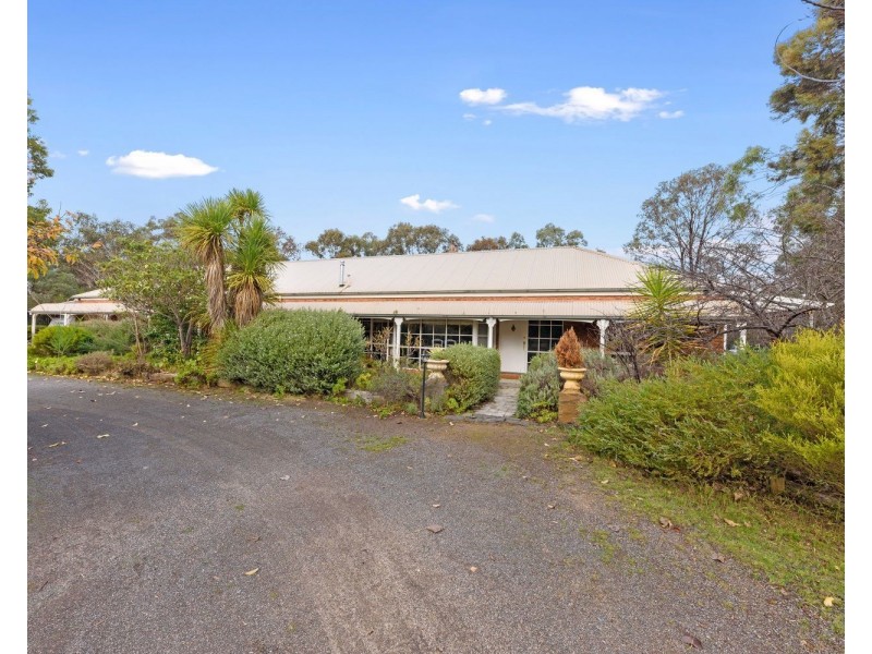 328 Sinclairs Road, Strathfieldsaye VIC 3551