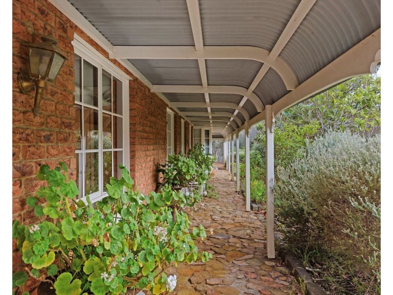 328 Sinclairs Road, Strathfieldsaye VIC 3551