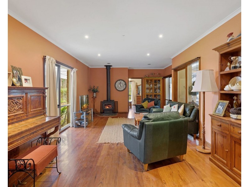 328 Sinclairs Road, Strathfieldsaye VIC 3551