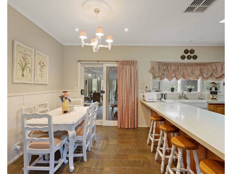 328 Sinclairs Road, Strathfieldsaye VIC 3551